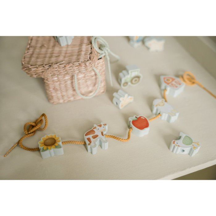 lacing-beads-little-farm