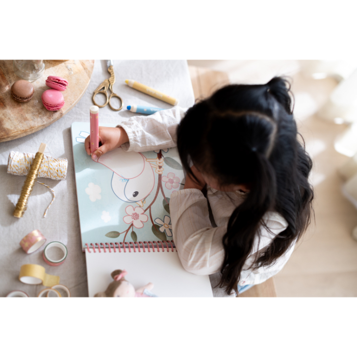 colouring-book-rosa-friends