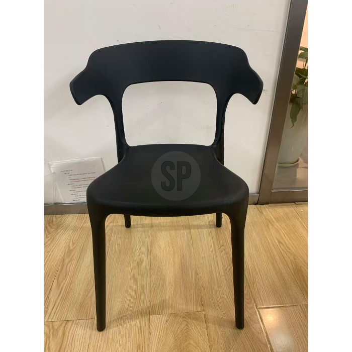 black-polypropylene-garden-chair