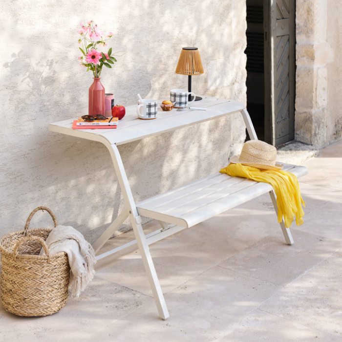 drilia-balcony-set-clay