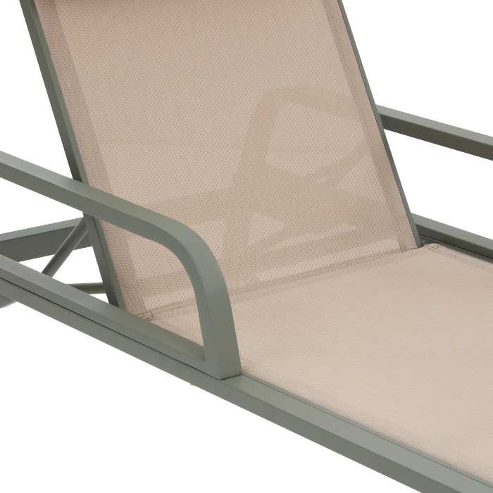 osmala-deck-chair-linen-laurel-green