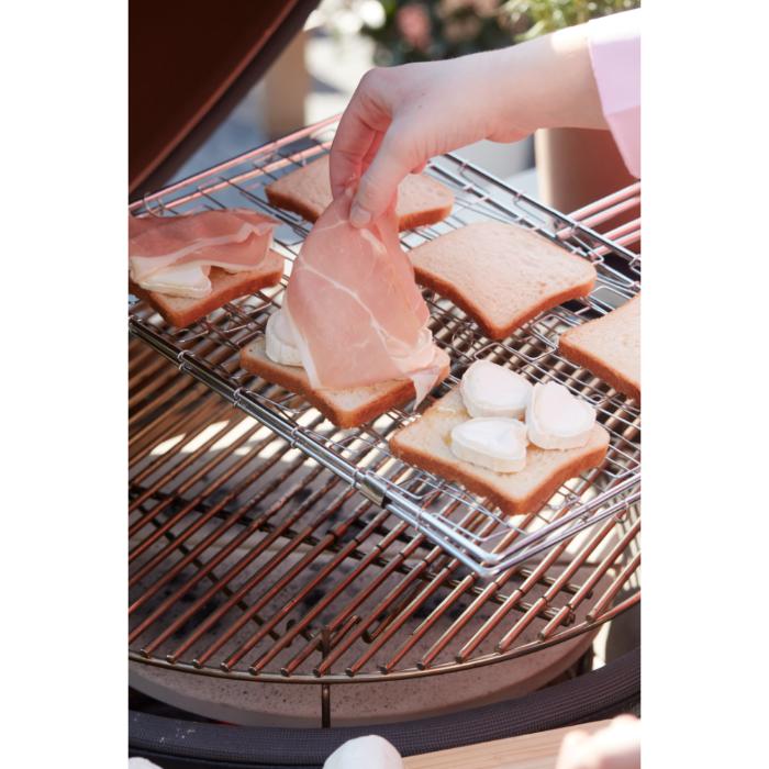 barbecook-elastic-grill-made-of-chrome-and-wood-40x28cm