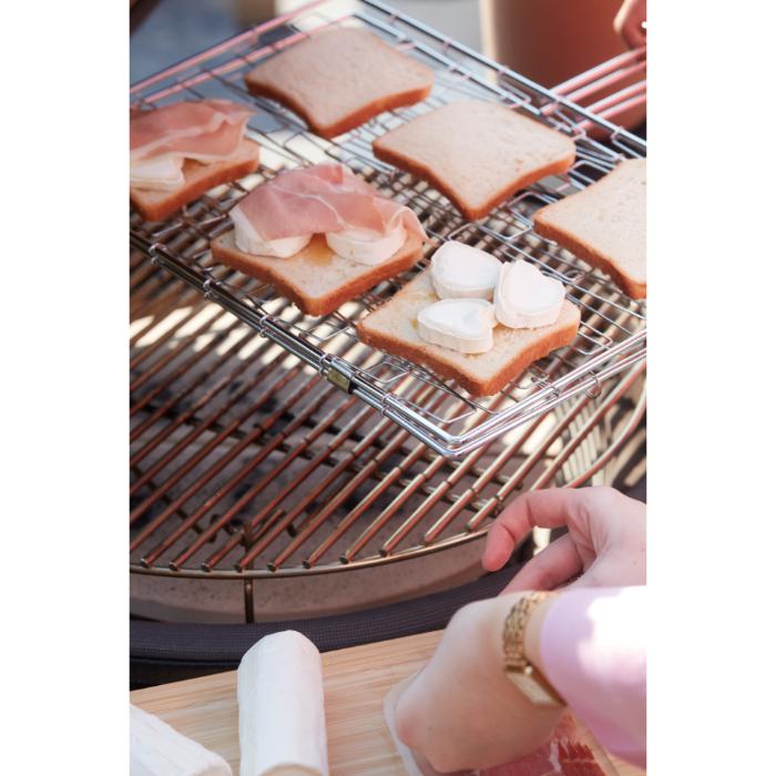 barbecook-elastic-grill-made-of-chrome-and-wood-40x28cm
