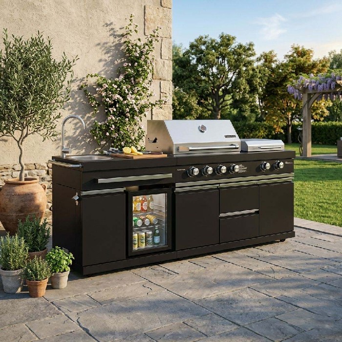 offer-outdoor-kitchen-grill-with-griddle