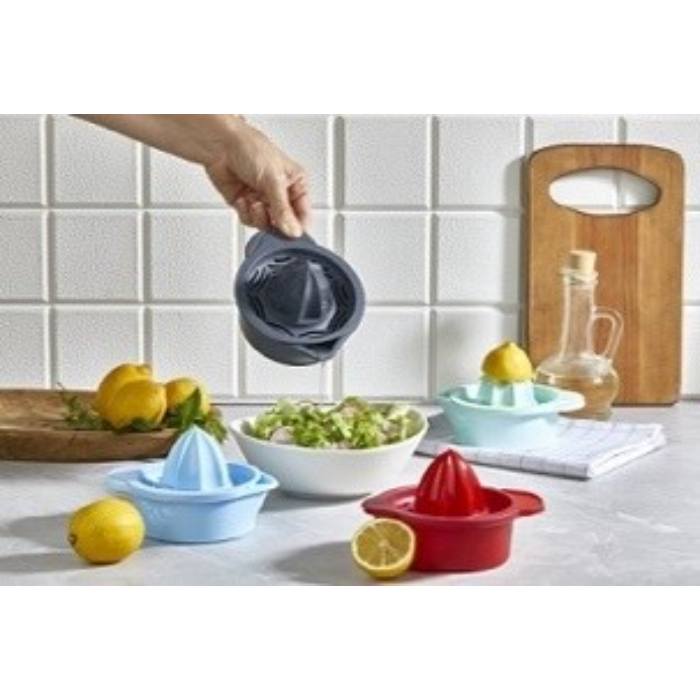 organizers-simple-lemon-squeezer-145x123x85mm